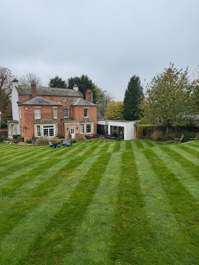 TLR Landscaping and Garden Maintenance in Leicestershire Rutland and Northamptonshire